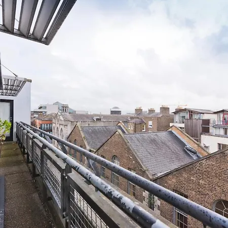 Duplex Old City Temple Bar Apt Sleeps 5 Essa00