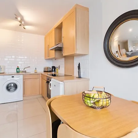 Apartment Duplex Old City Temple Bar Apt Sleeps 5 Essa00 Dublin